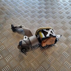 Priekšējā kreisā drošības josta priekš NISSAN X-TRAIL 2002