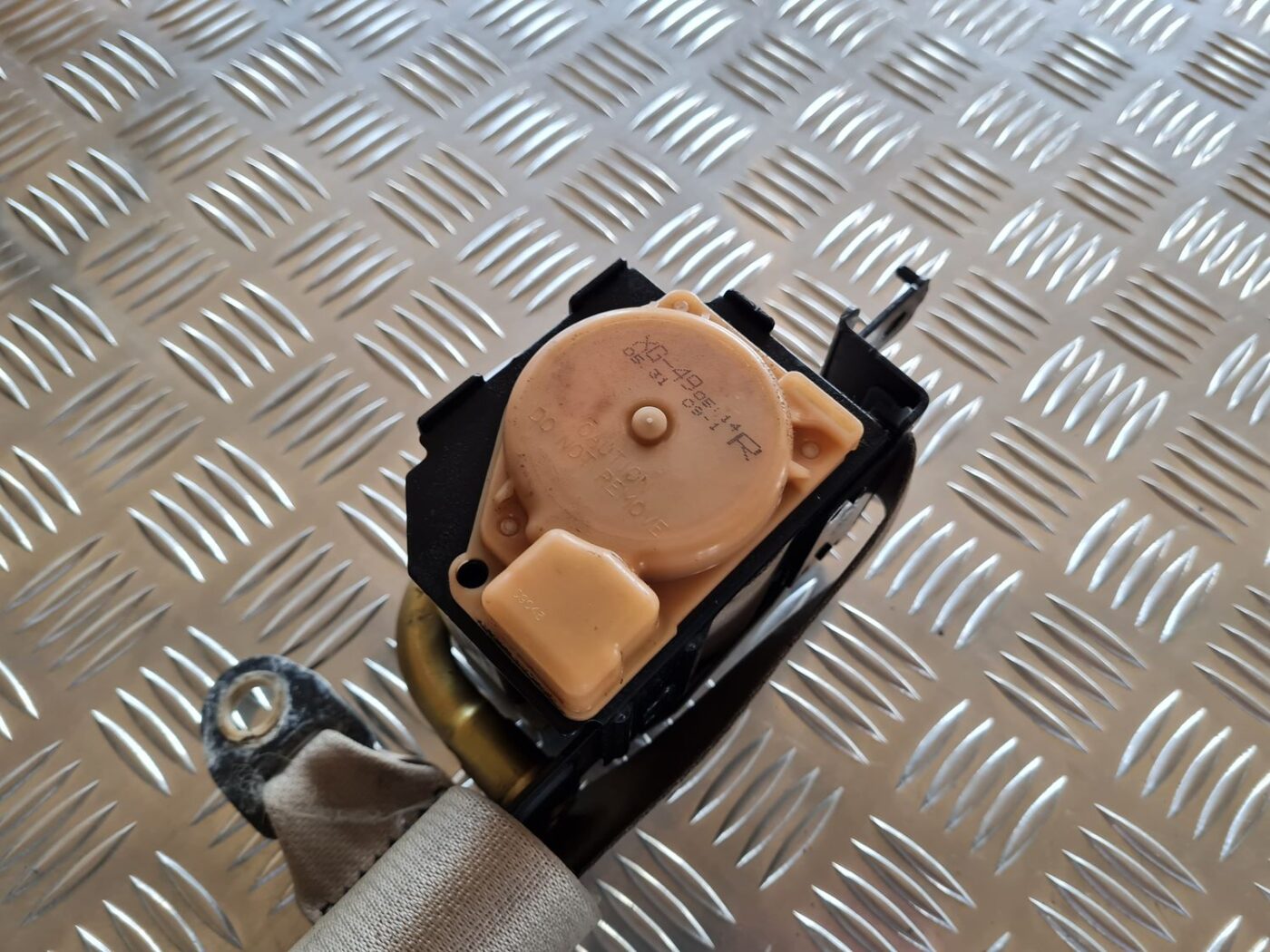 Priekšējā labā drošības josta priekš NISSAN X-TRAIL 2002 2 Priekšējā labā drošības josta priekš NISSAN X-TRAIL 2002