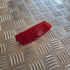 Aizmugurējais atstarotājs priekš NISSAN X-TRAIL 2002