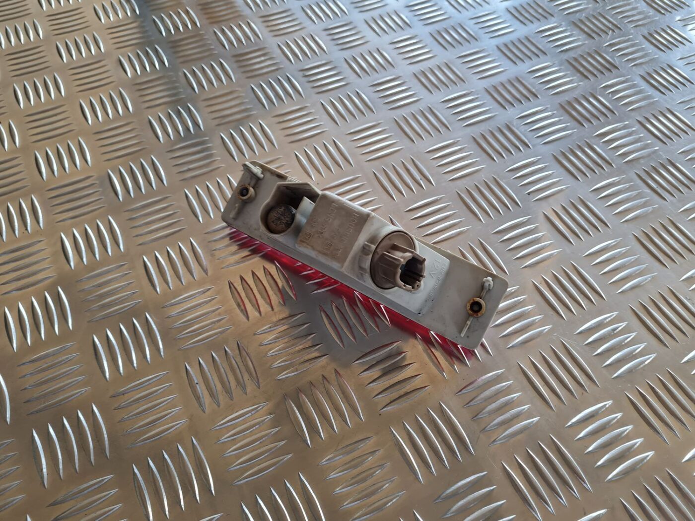 Miglas lukturis aizmugurē, vidējais priekš NISSAN X-TRAIL 2002