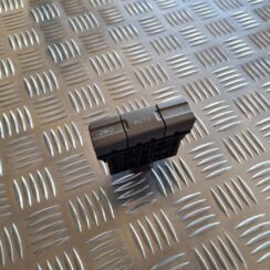 Diferenciāla pārslēgšanas poga priekš NISSAN X-TRAIL 2002