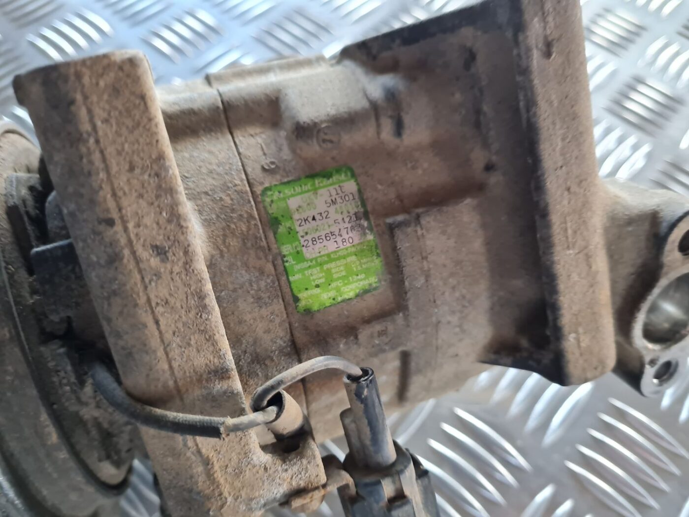 Gaisa kondicioniera kompresors priekš NISSAN X-TRAIL 2002