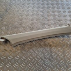 Priekšējas salona statnes apdare priekš NISSAN X-TRAIL 2002