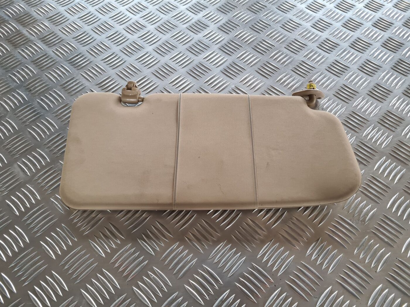 Saules aizsargs priekš NISSAN X-TRAIL 2002