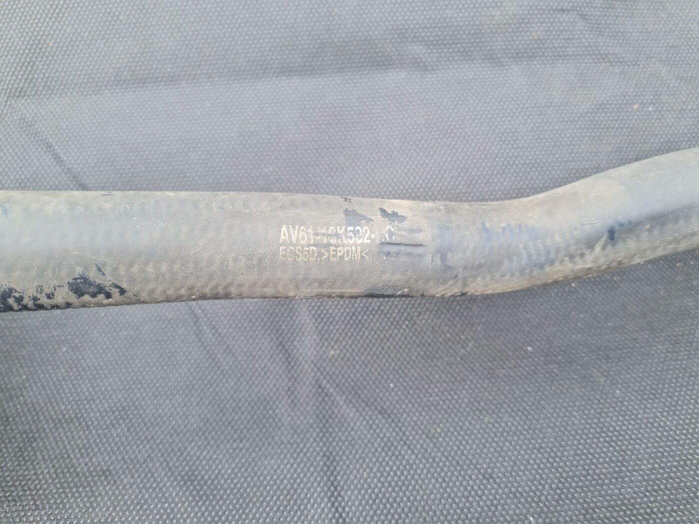 Dzesēšanas caurule priekš FORD C-MAX 2011