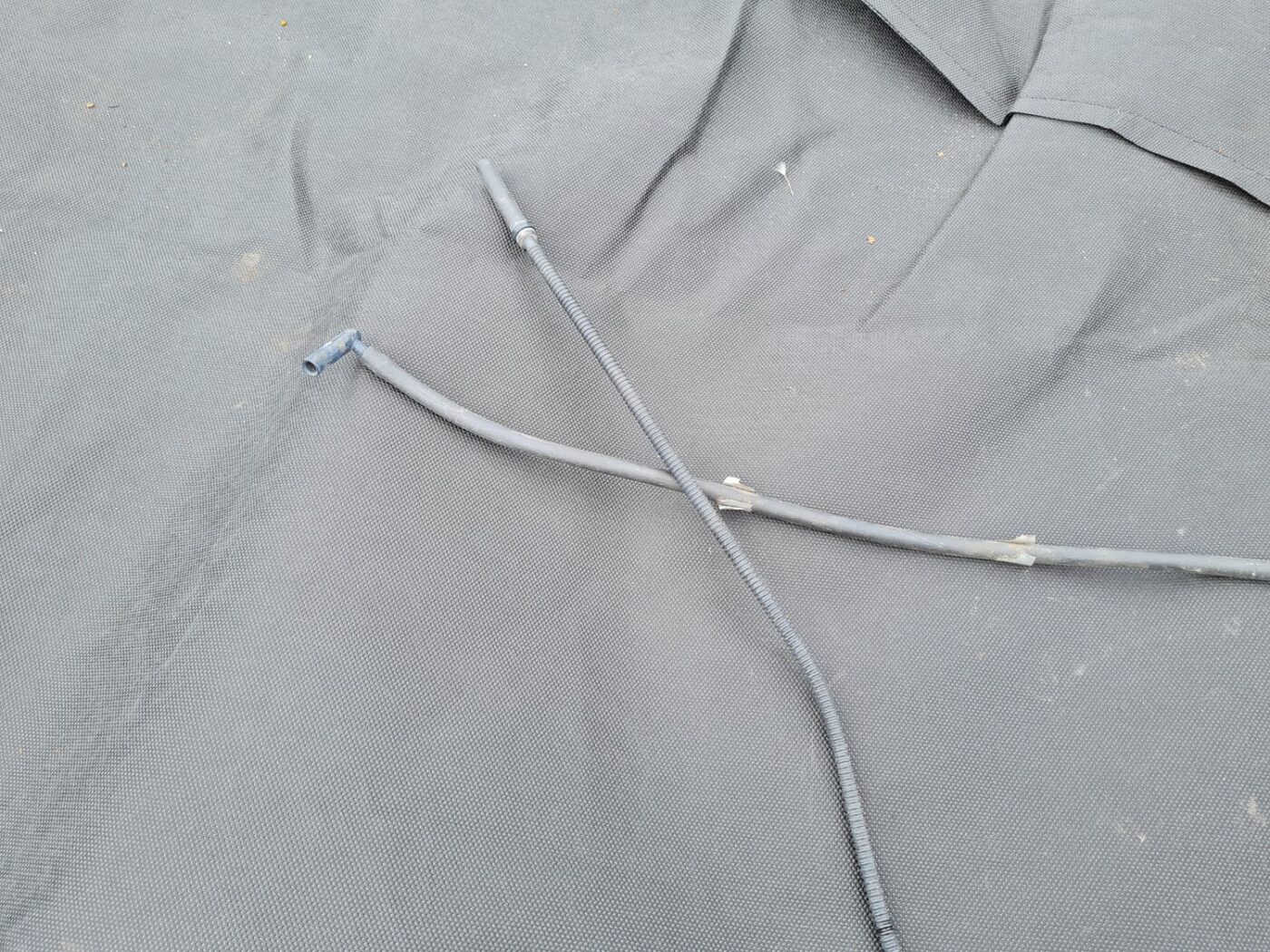 Vējstikla mazgāšanas šķidruma sprauslu šļūtene priekš FORD C-MAX 2011 2 Vējstikla mazgāšanas šķidruma sprauslu šļūtene priekš FORD C-MAX 2011