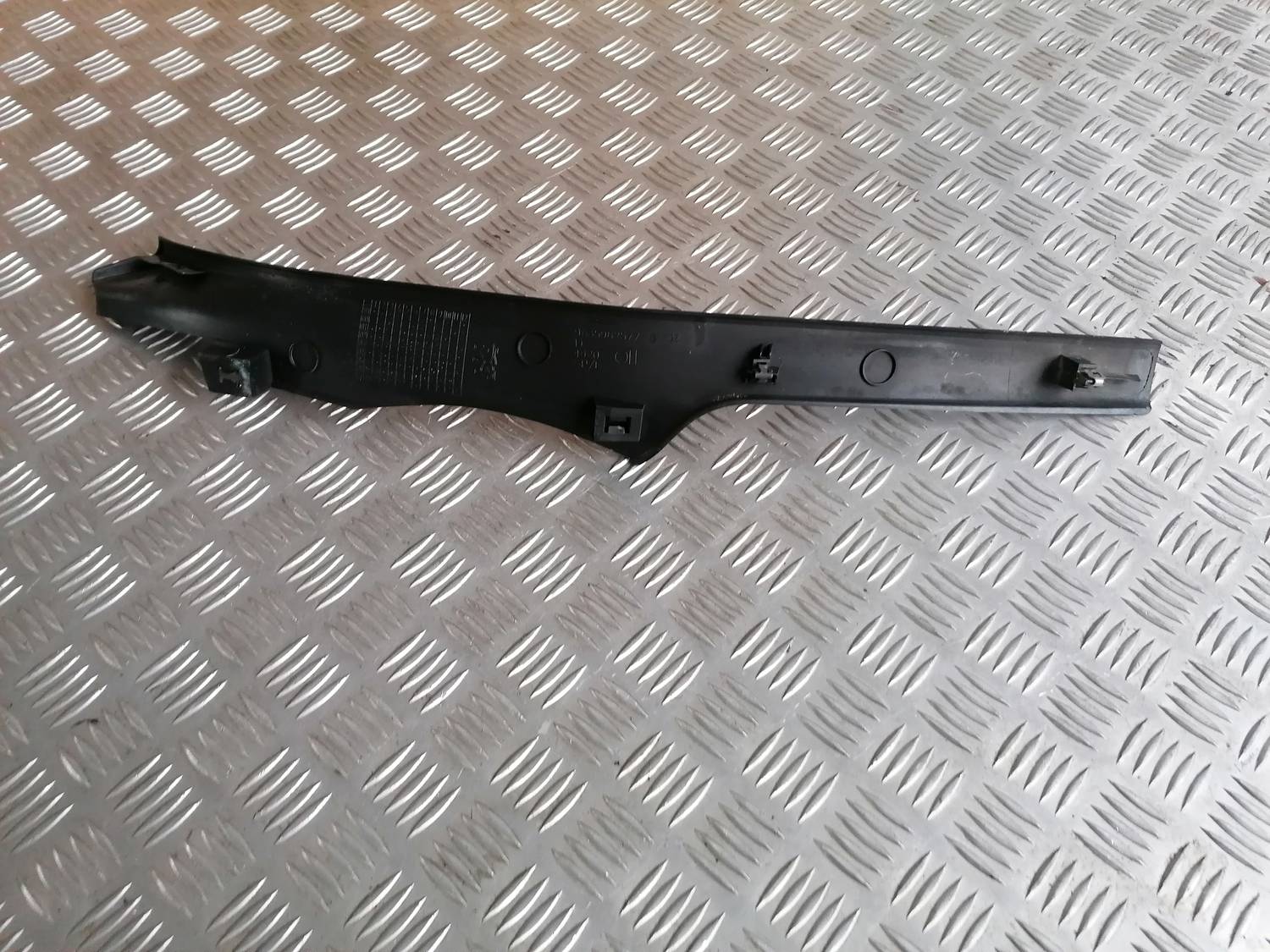 Sliekšņa aizmugurēja laba uzlika (salonā) priekš PEUGEOT 607 2010 1 Sliekšņa aizmugurēja laba uzlika (salonā) priekš PEUGEOT 607 2010