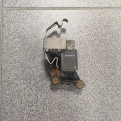 Lukturu diapazona korekcijas sensors, priekšā priekš VOLVO S80 2004