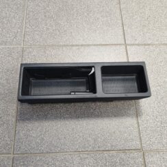 Centrālās konsoles nodalījums priekš NEW AND USED CAR SPARE PARTS