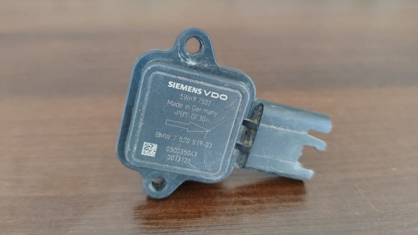 Gaisa plūsmas mērītājs priekš BMW 525 E60 2006 OLIVE