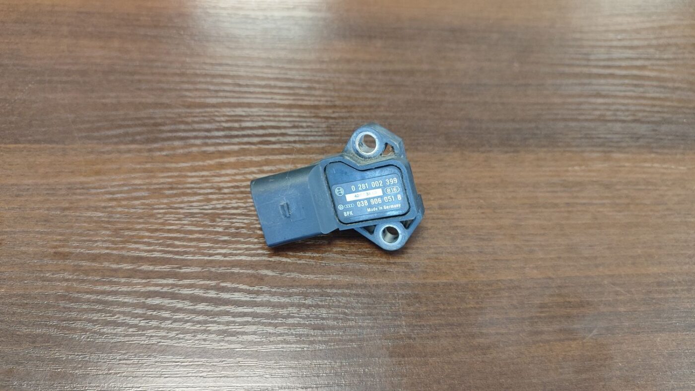 Ieplūdes kolektora spiediena devējs priekš VW TOURAN 2005