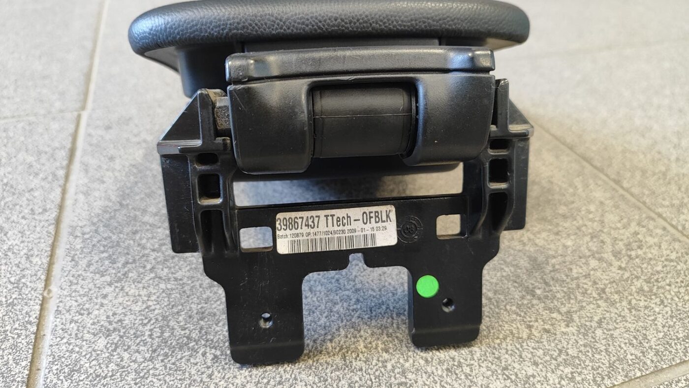 Roku balsts priekš VOLVO C70 2008 6 Roku balsts priekš VOLVO C70 2008