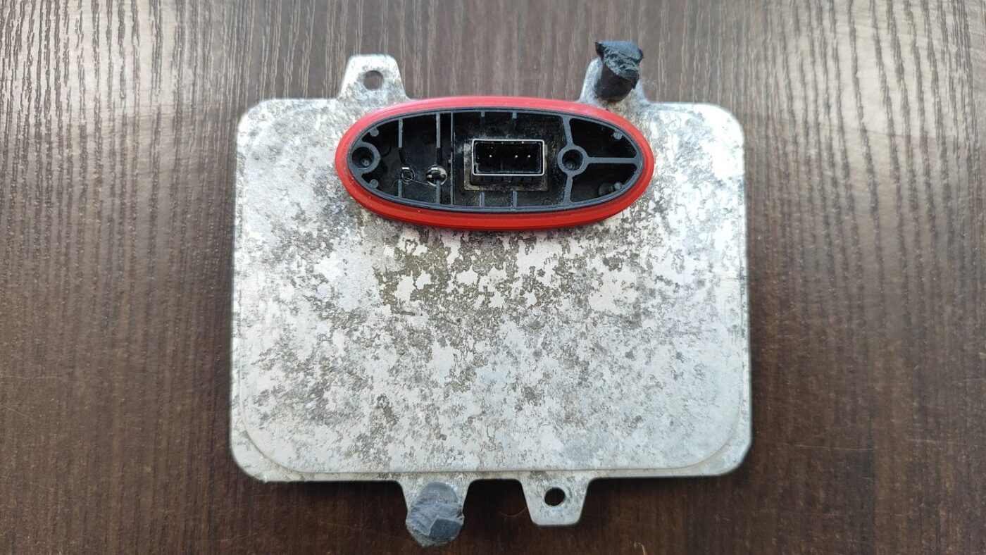 Ksenona vadības bloks priekš BMW 525 E60 2006 BLACK