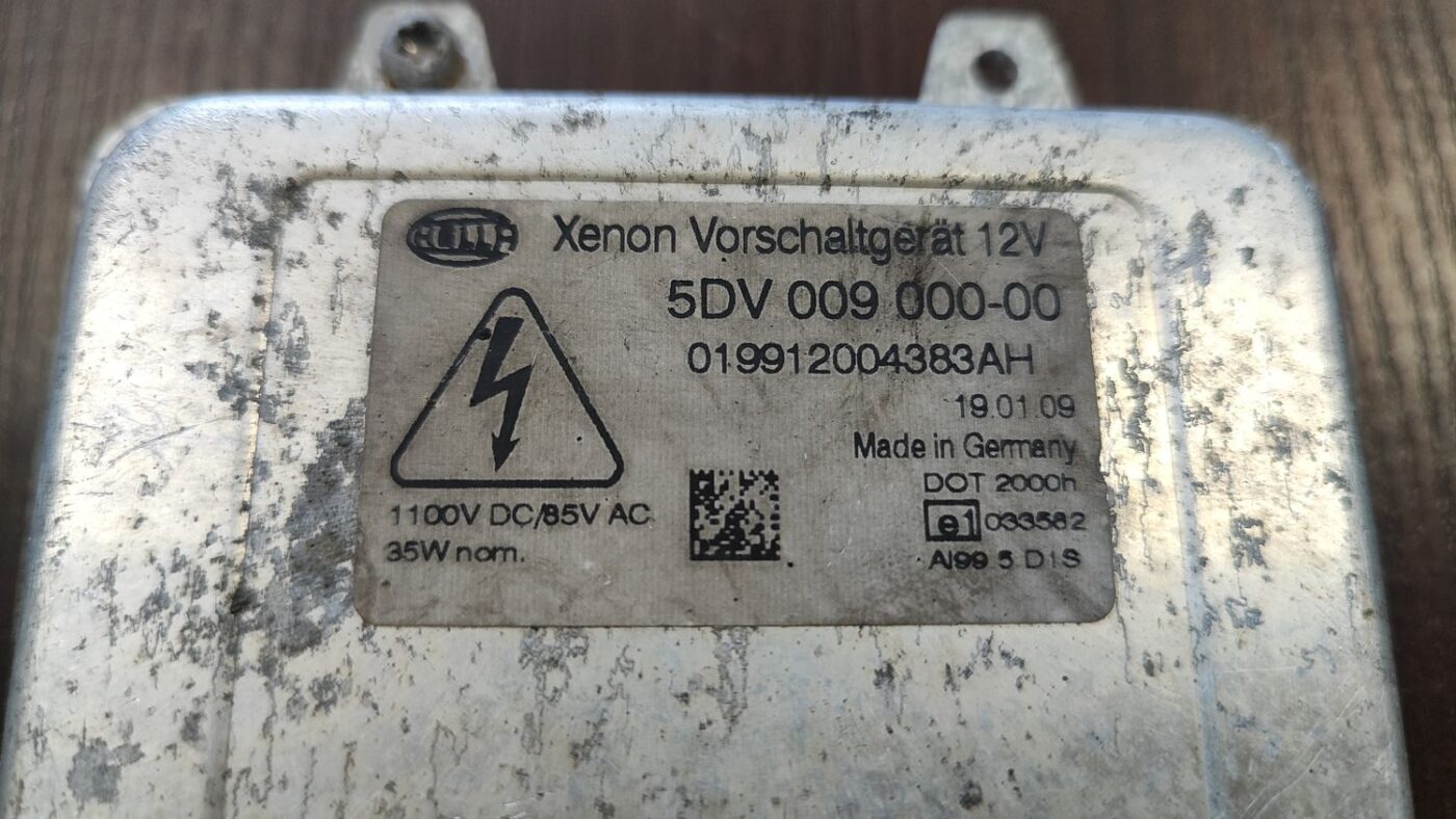 Ksenona vadības bloks priekš BMW 525 E60 2006 BLACK