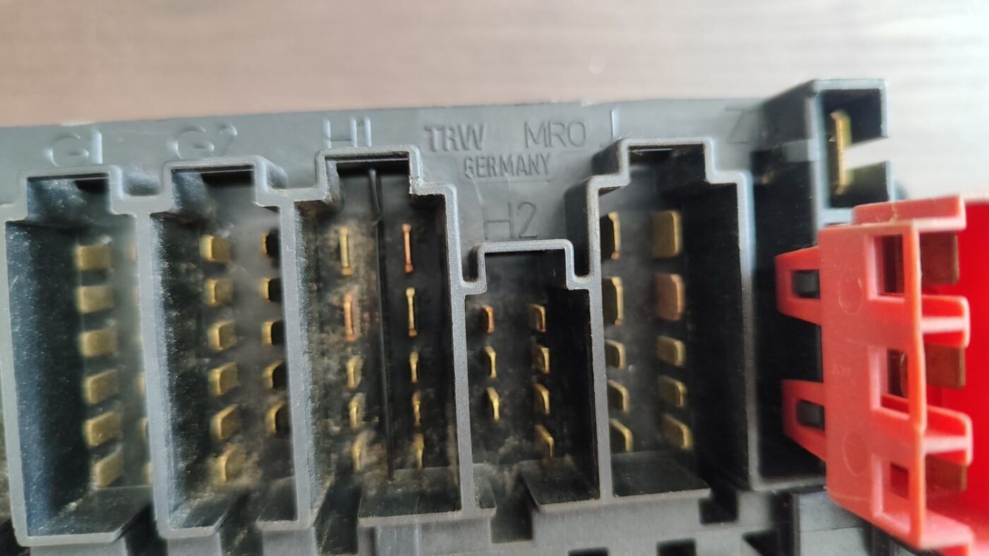 Drošinātāju bloks priekš FORD GALAXY 2005 5 Drošinātāju bloks priekš FORD GALAXY 2005