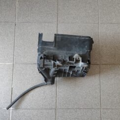 Akumulatora stiprināšanas korpuss priekš SEAT IBIZA 2005