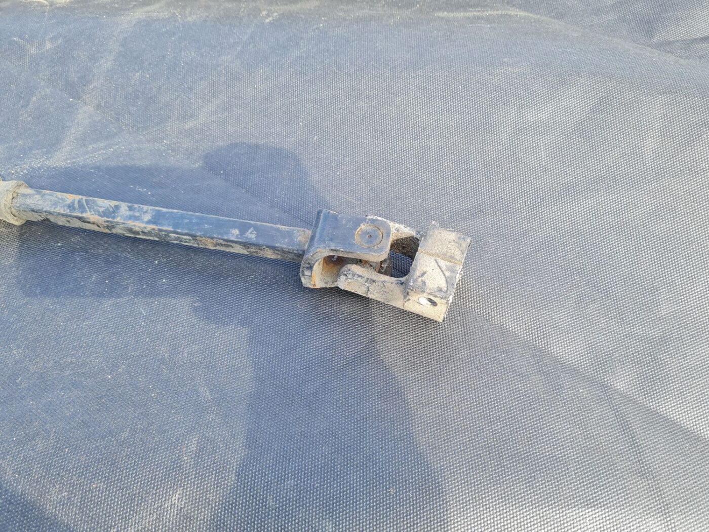 Stūres statnes kardāns priekš JEEP GRAND CHEROKEE 2004