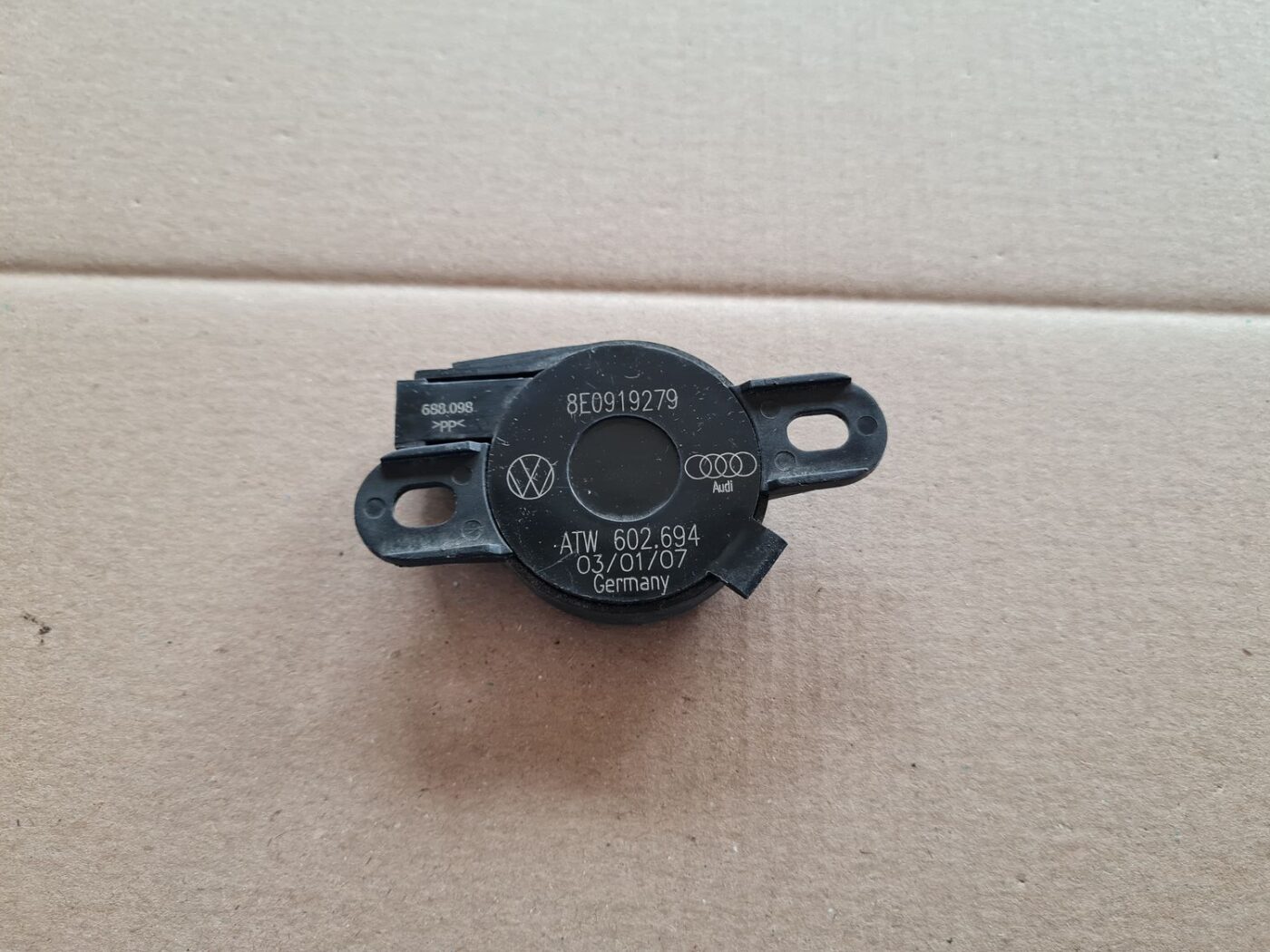 Autostāvvietas sistēmas skaņas signāls priekš AUDI A6 AVANT 2007 QUATTRO