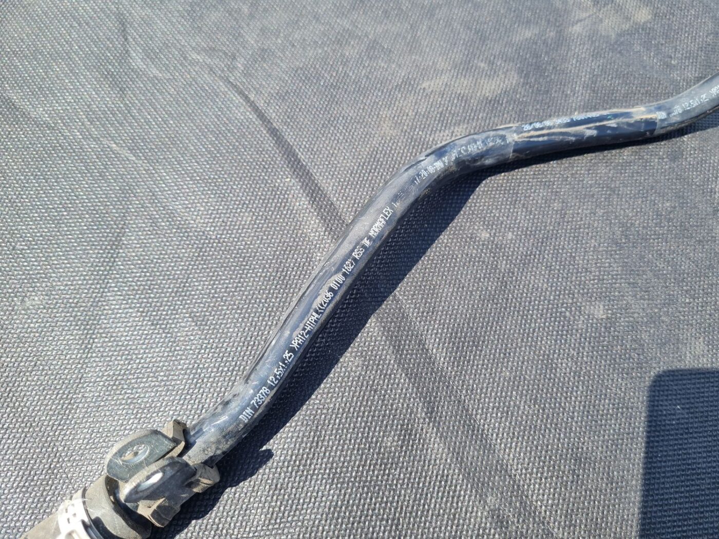 Vakuuma bremžu pastiprinātāja caurule priekš BMW 520D E60 2006 ENG. 3 Vakuuma bremžu pastiprinātāja caurule priekš BMW 520D E60 2006 ENG.