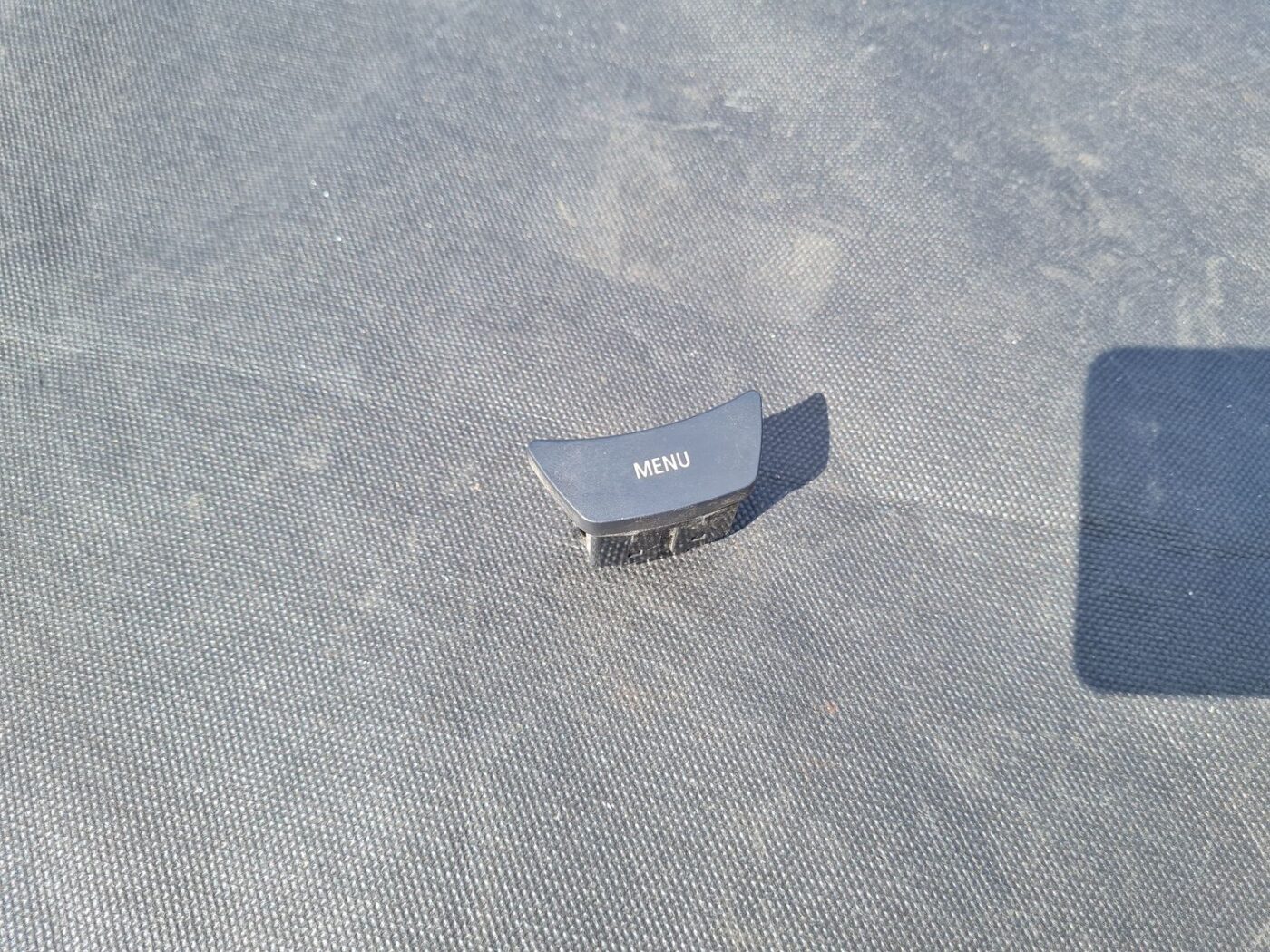 Multimēdijas pārslēgšanas slēdzis priekš BMW 520D E60 2006 ENG. 1 Multimēdijas pārslēgšanas slēdzis priekš BMW 520D E60 2006 ENG.