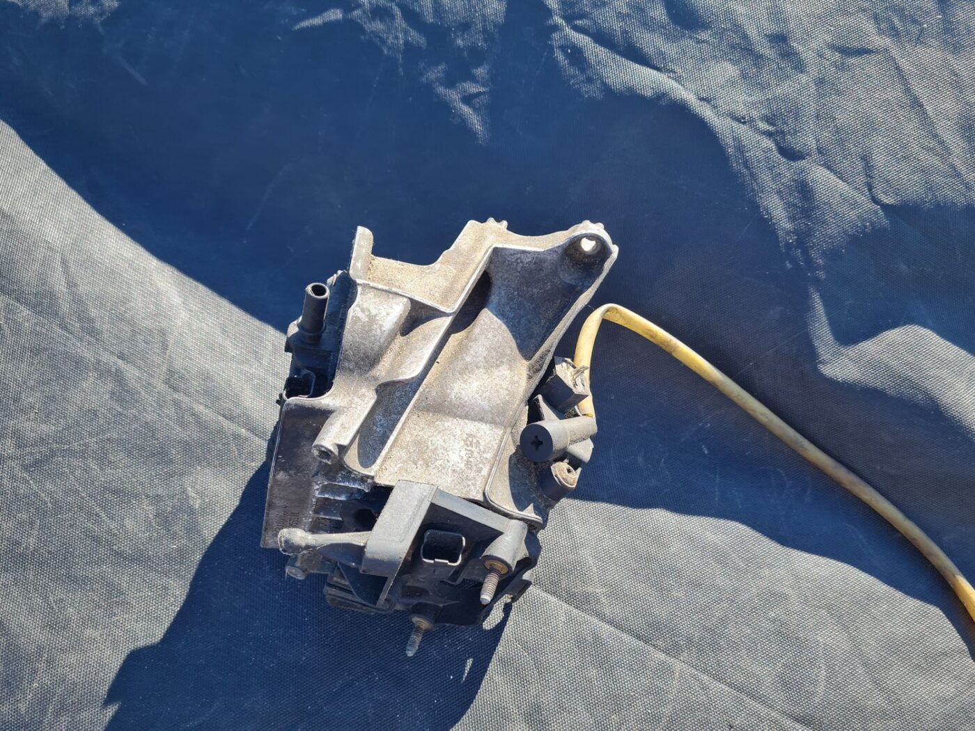 Degvielas filtra korpuss priekš CITROEN PICASSO 2007 3 Degvielas filtra korpuss priekš CITROEN PICASSO 2007