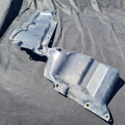 Dzinēja aizsargdaļas priekš TOYOTA COROLLA VERSO 2006