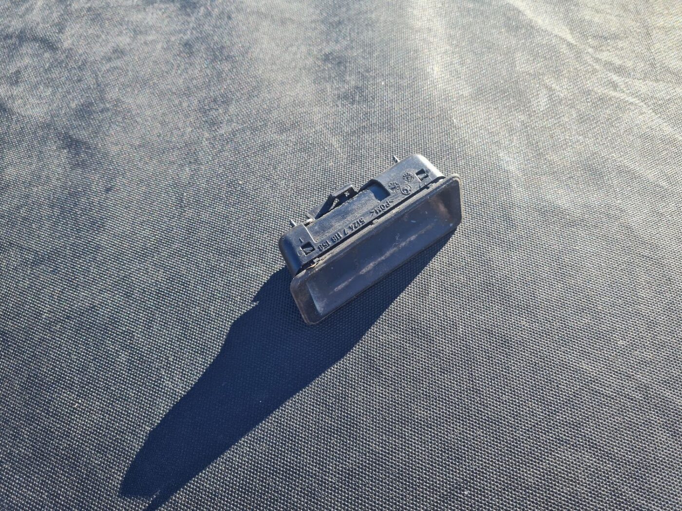 Bagažnieka vāka rokturis priekš BMW 525 E60 2006 BLACK