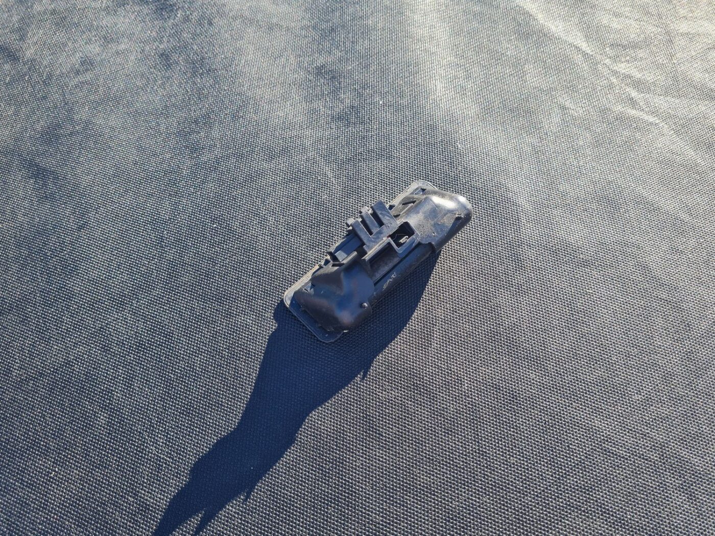 Bagažnieka vāka rokturis priekš BMW 525 E60 2006 BLACK