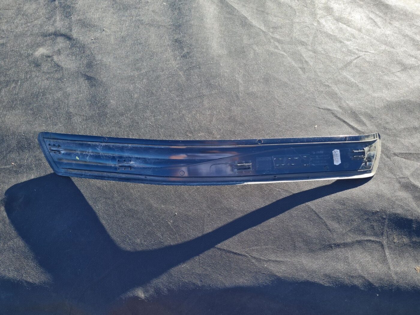 Sliekšņa aizmugurēja kreisa uzlika (salonā) priekš BMW 525 E60 2006 BLACK