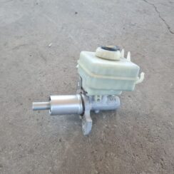 Bremžu pastiprinātāja galvenais cilindrs priekš BMW 530D E61 2006 TOURING TITANSILVER