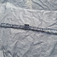 Aizmugurēja bufera kronšteins priekš VW GOLF 5 2006