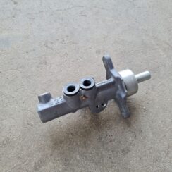 Bremžu pastiprinātāja galvenais cilindrs priekš VW GOLF 5 2006