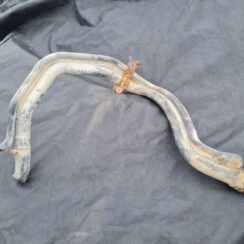 Degvielas tvertnes ielējama caurule priekš TOYOTA AVENSIS 2008