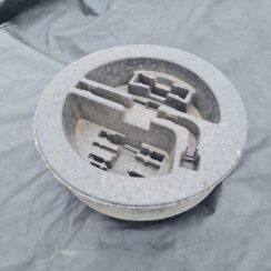 Bagāžnieka nodalījuma instrumentu ieliktnis priekš TOYOTA AVENSIS 2008