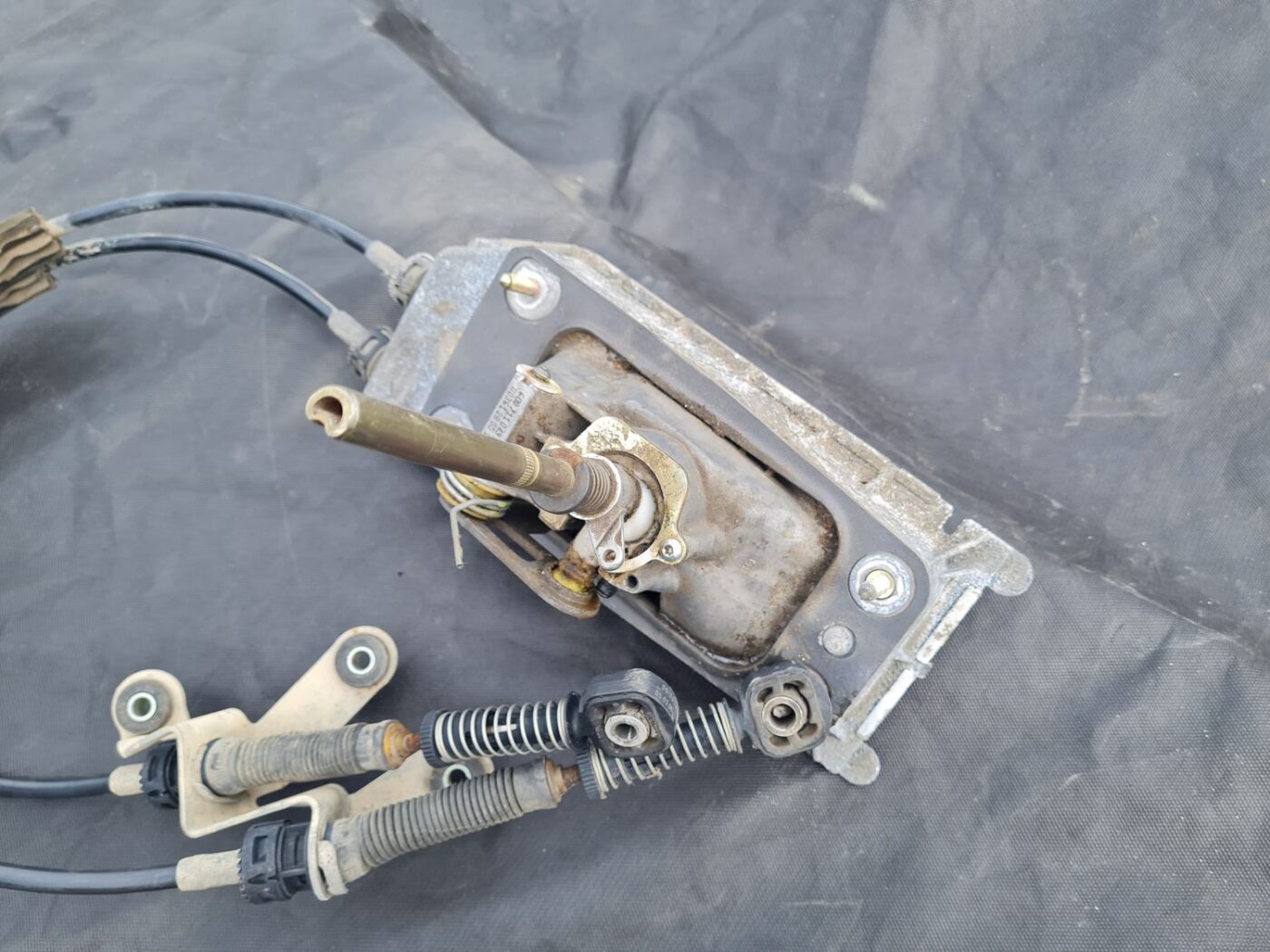 Ātrumu pārslēgšanas slēdzis priekš VW POLO 2005 6 Ātrumu pārslēgšanas slēdzis priekš VW POLO 2005