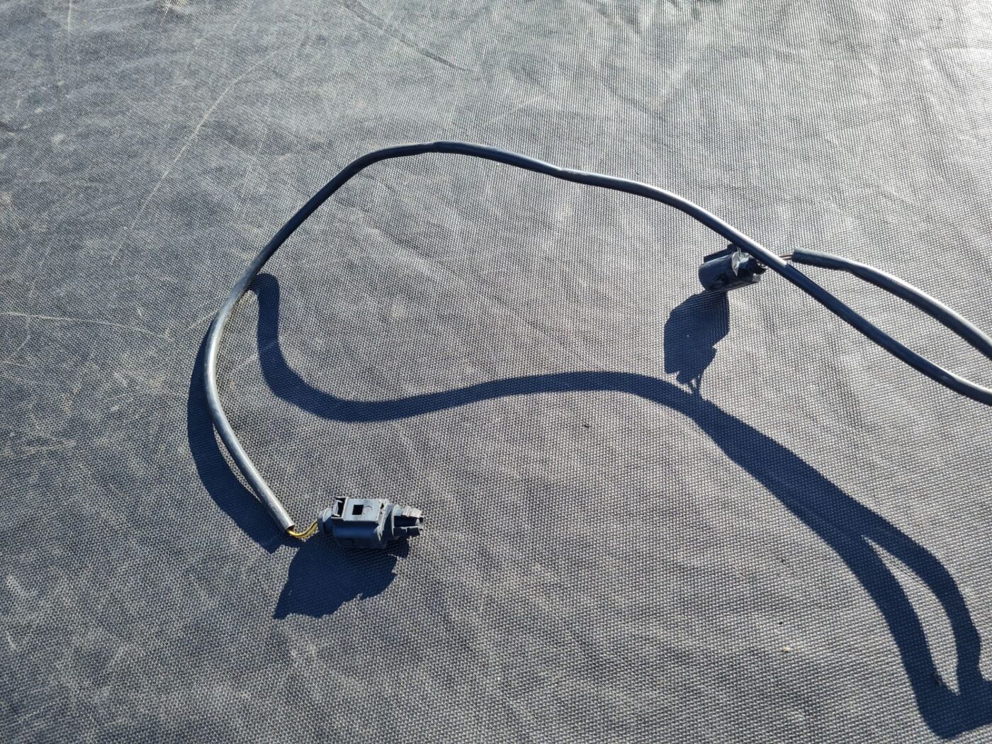 Priekšējā radiatora vadi priekš AUDI A4 AVANT 2005