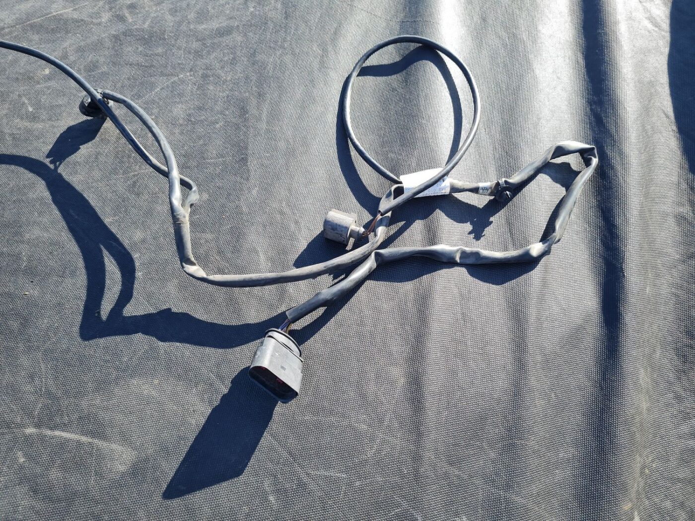 Priekšējā radiatora vadi priekš AUDI A4 AVANT 2005