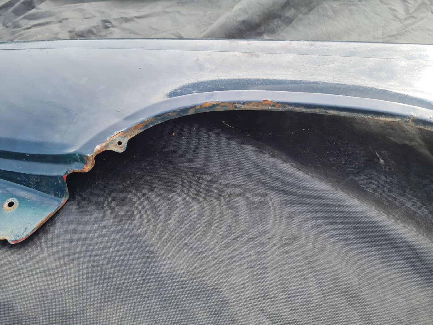 Priekšējais kreisais spārns priekš VOLVO 850 1995 7 Priekšējais kreisais spārns priekš VOLVO 850 1995