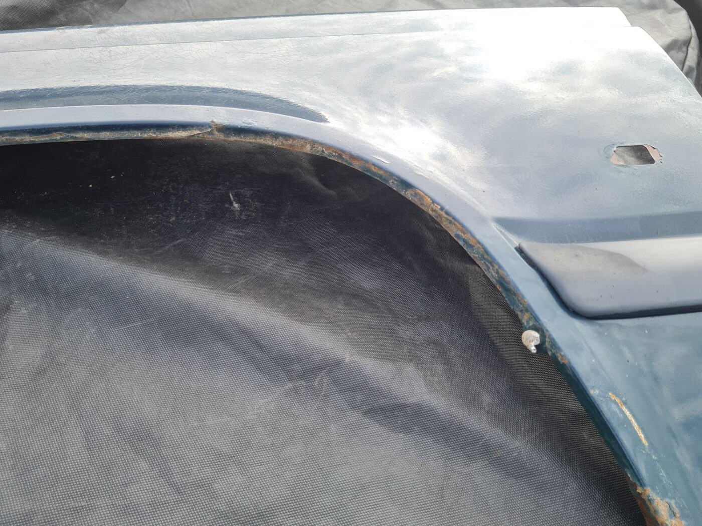 Priekšējais kreisais spārns priekš VOLVO 850 1995 6 Priekšējais kreisais spārns priekš VOLVO 850 1995