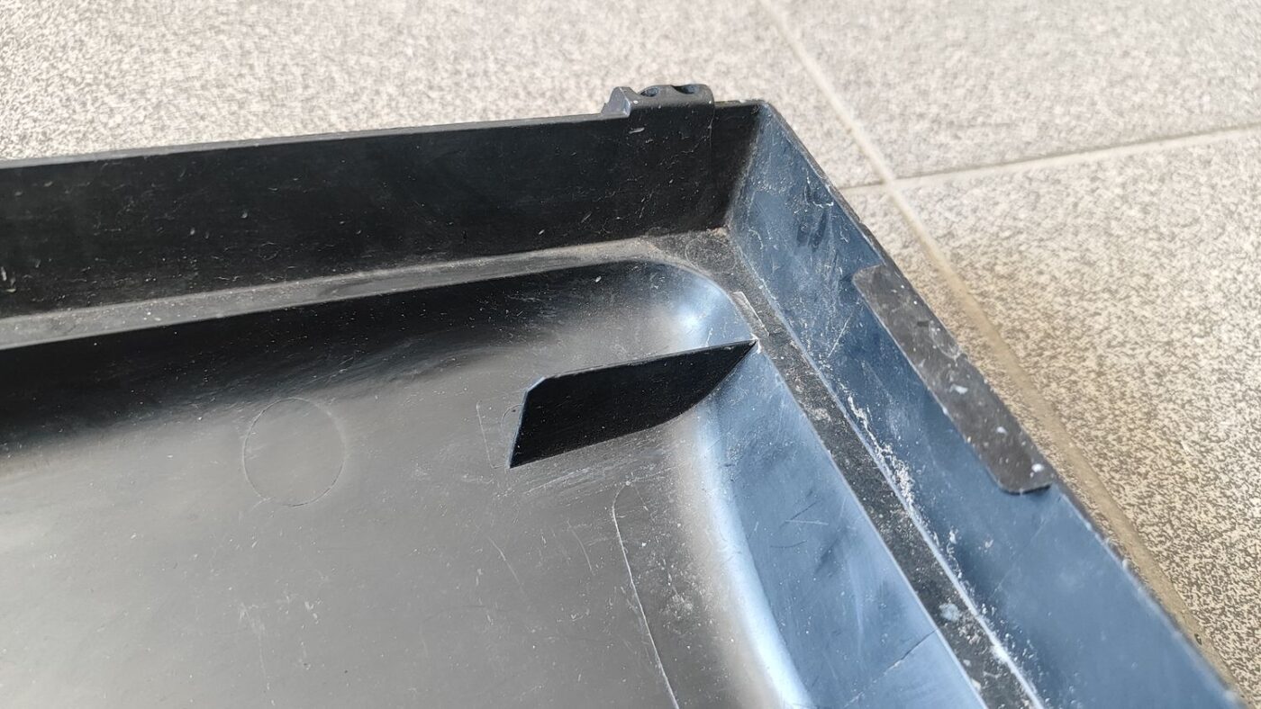 Salona gaisa filtra korpusa vāks priekš BMW 525 E60 2006 OLIVE