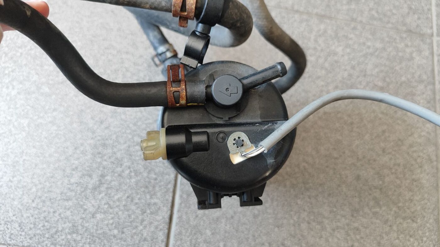 Degvielas filtra korpuss priekš TOYOTA HILUX 2009 6 Degvielas filtra korpuss priekš TOYOTA HILUX 2009