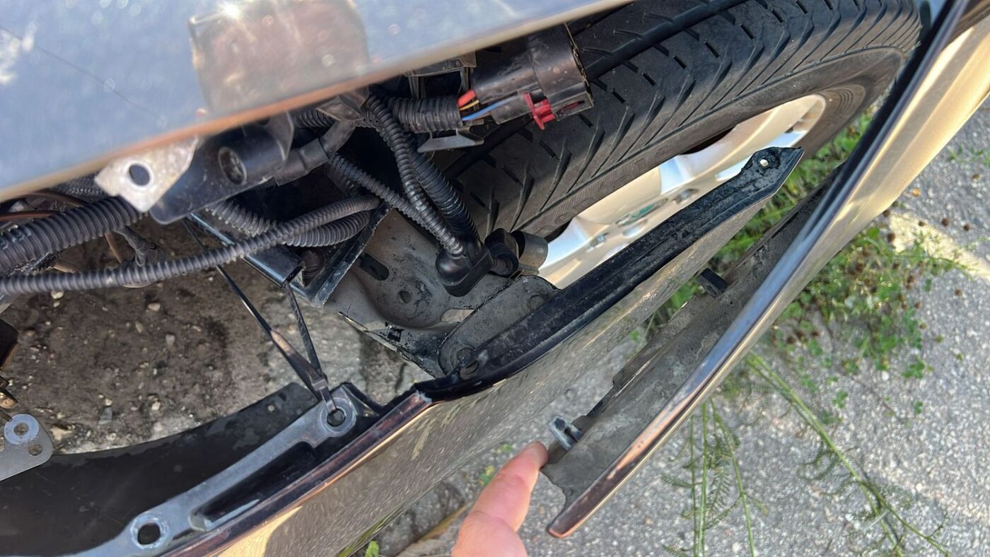 Priekšējais buferis priekš ŠKODA FABIA 2008 3 Priekšējais buferis priekš ŠKODA FABIA 2008