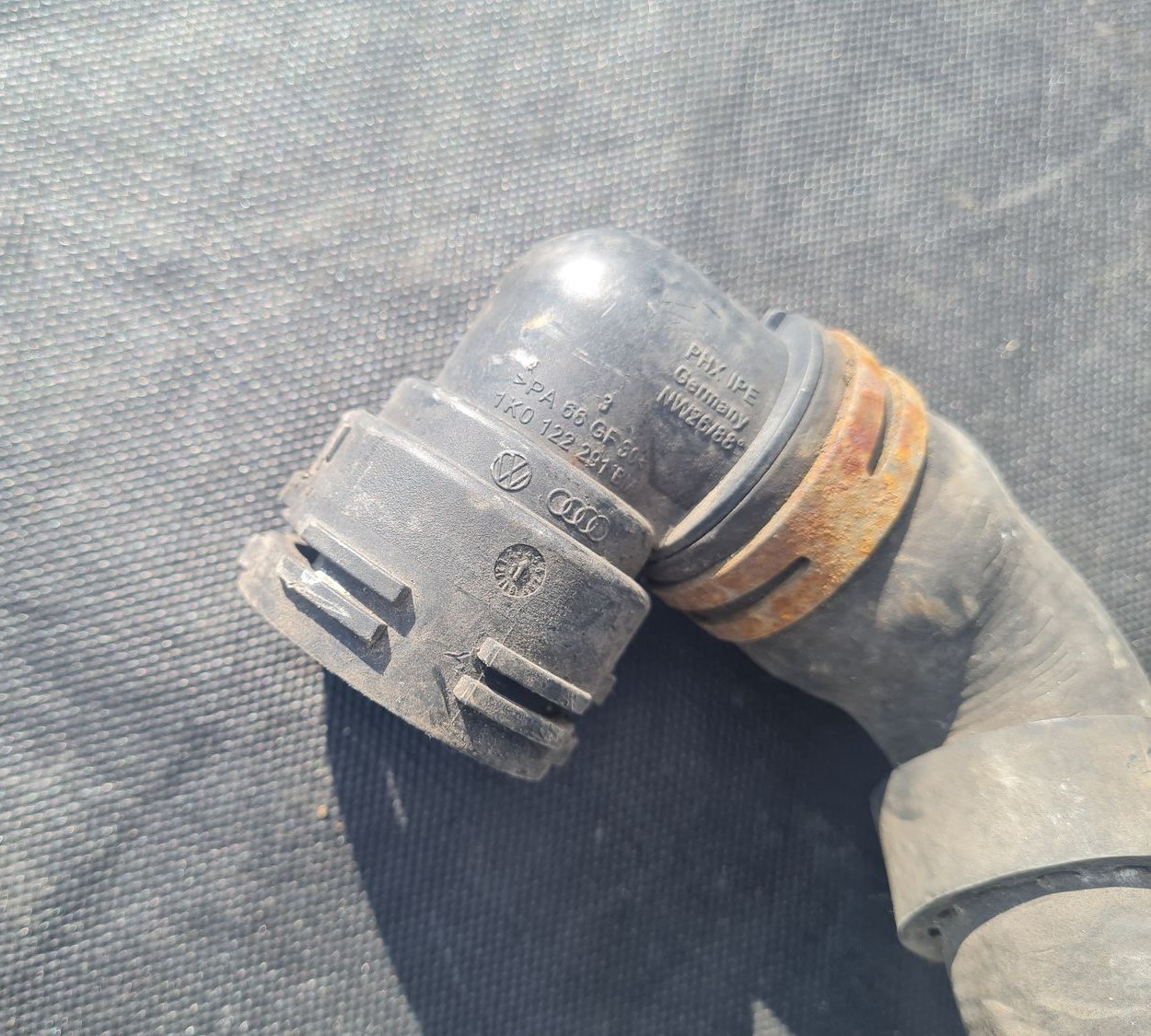 Dzesēšanas caurules priekš VW GOLF VARIANT 2012