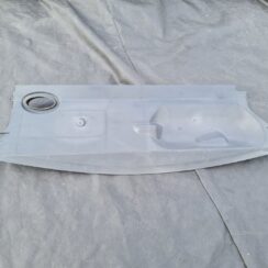 Radiatoru augšēja uzlika priekš RENAULT MEGANE 2011