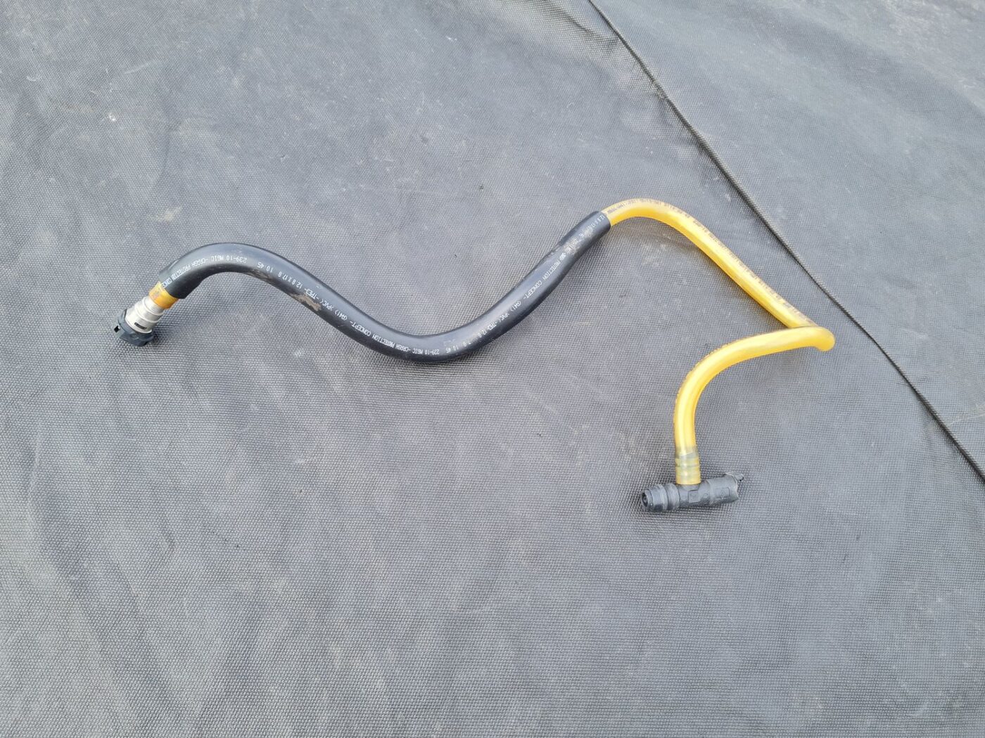 Degvielas caurule priekš RENAULT MEGANE 2011