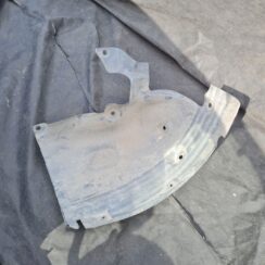 Priekšējais labais paspārns priekš RENAULT MEGANE 2011