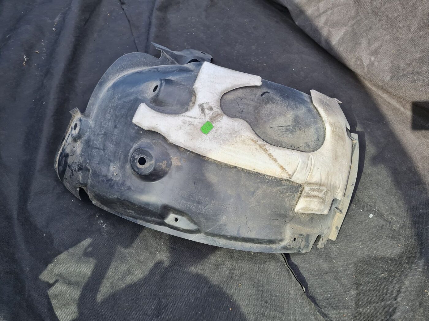 Priekšējais labais paspārns priekš RENAULT MEGANE 2011 2 Priekšējais labais paspārns priekš RENAULT MEGANE 2011