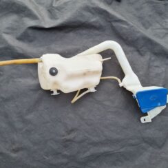 Mazgātāja šķidruma tvertne priekš MERCEDES BENZ CLS 320 2005