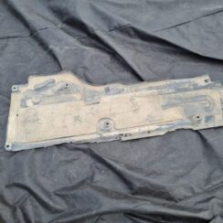 Virsbūves apakšējais aizsargs priekš MERCEDES BENZ CLS 320 2005