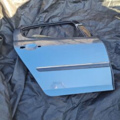 Aizmugurējās labās durvis priekš PEUGEOT 407 2004